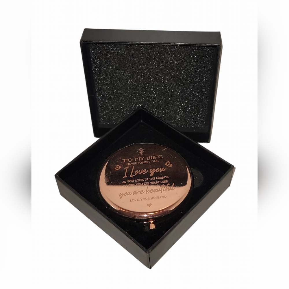 NWT Compact Mirror Gift From Husband to Wife
